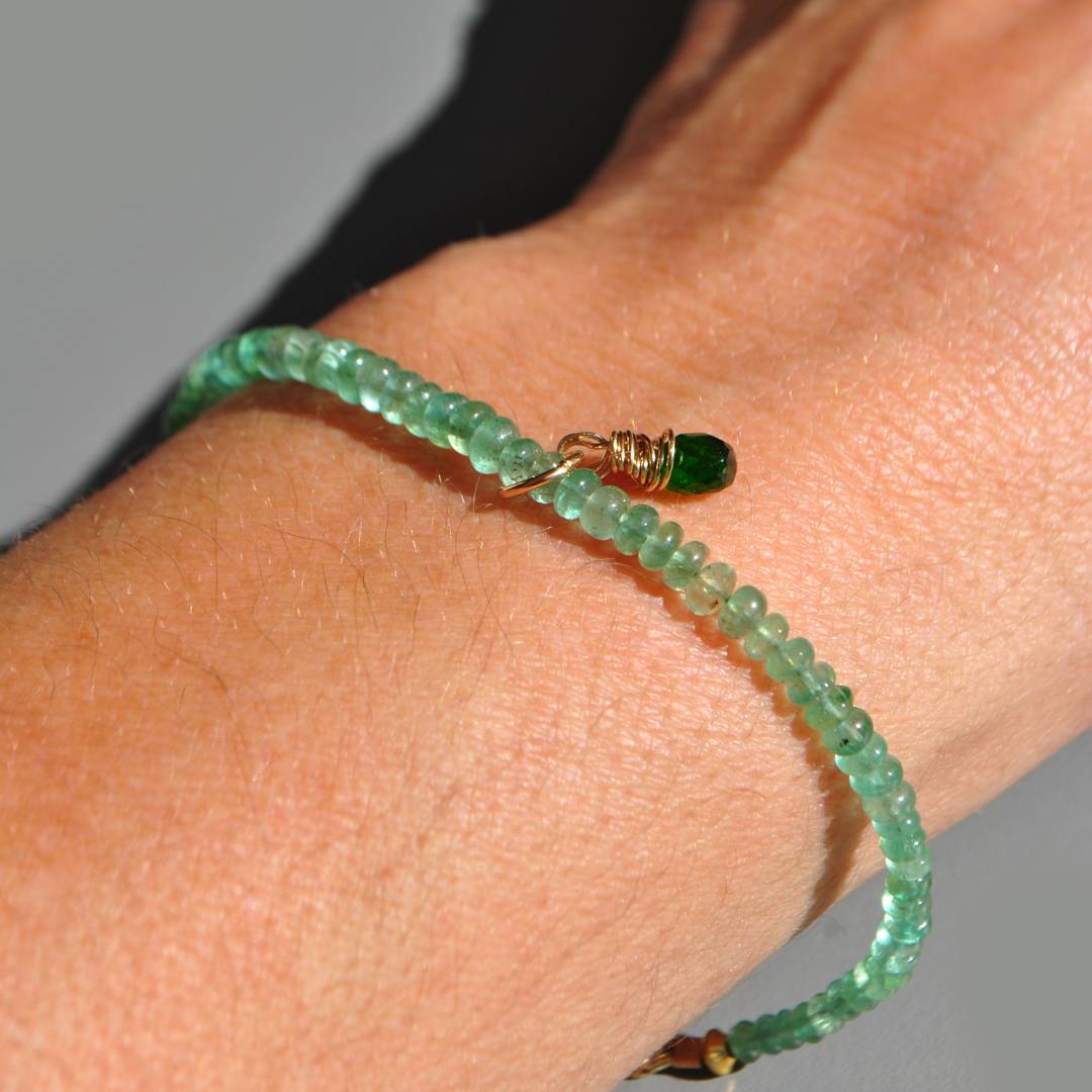 bracelet fin emeraude goutte diopside-6
