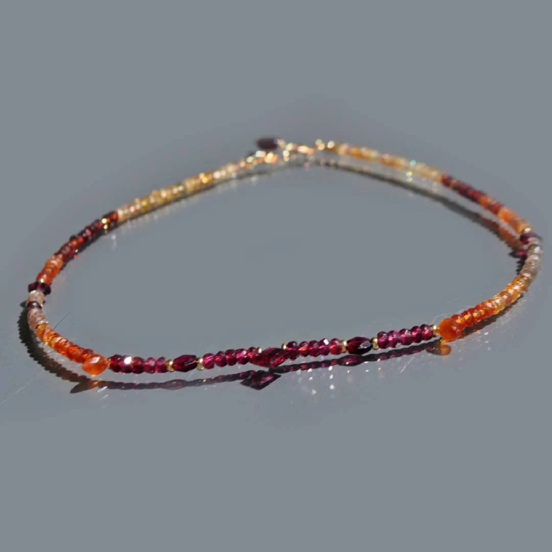 Collier saphir tunduru grenat