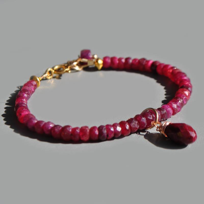 Bracelet Rubis pendentif goutte-3