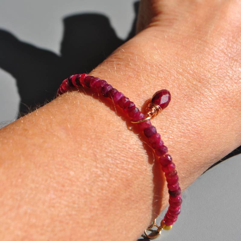Bracelet Rubis pendentif goutte-4