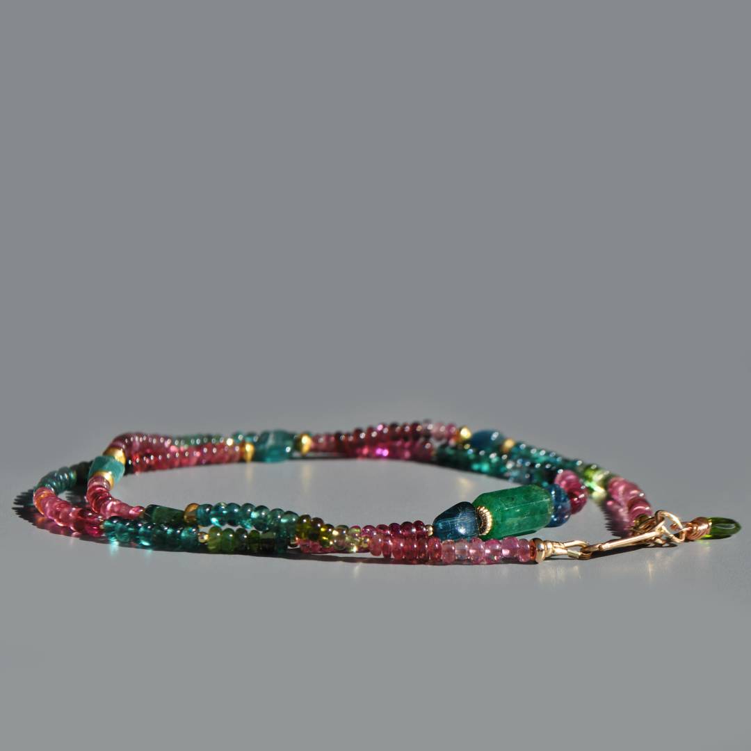Collier Emeraude Tourmaline multicolore apatite bleue-4