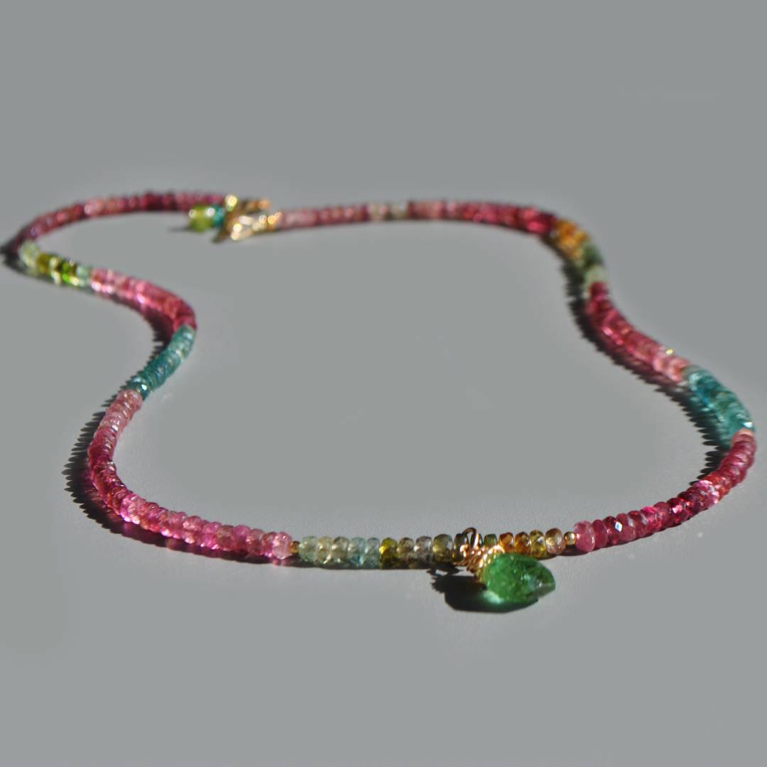 Collier pendentif tourmaline multicolore rose bleue verte-5(1)