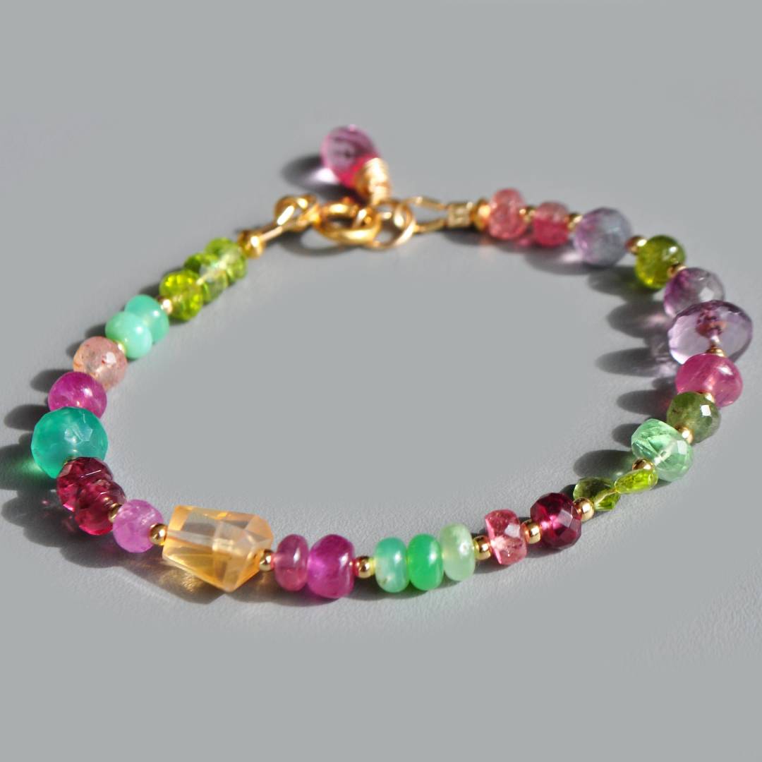 Bracelet pierres rose verte jaune saphir-2