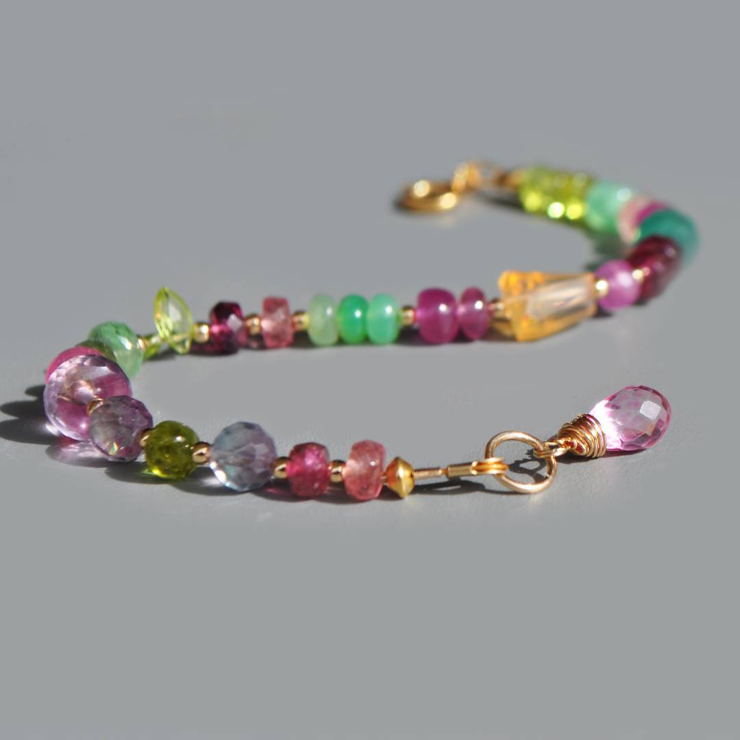 Bracelet pierres rose verte jaune saphir-6