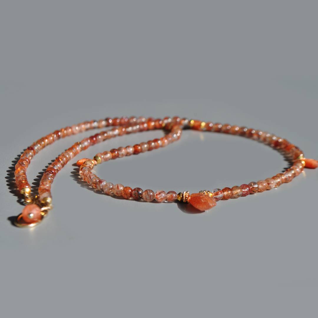 collier long quartz rutile rouge pierre de soleil(3)