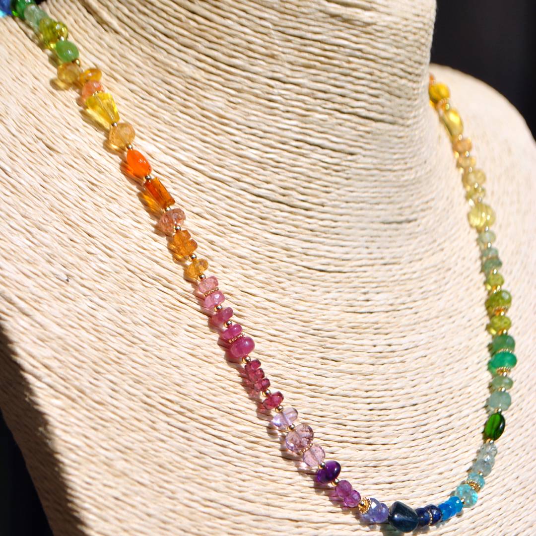 collier long multipierres 7 chakras(5)