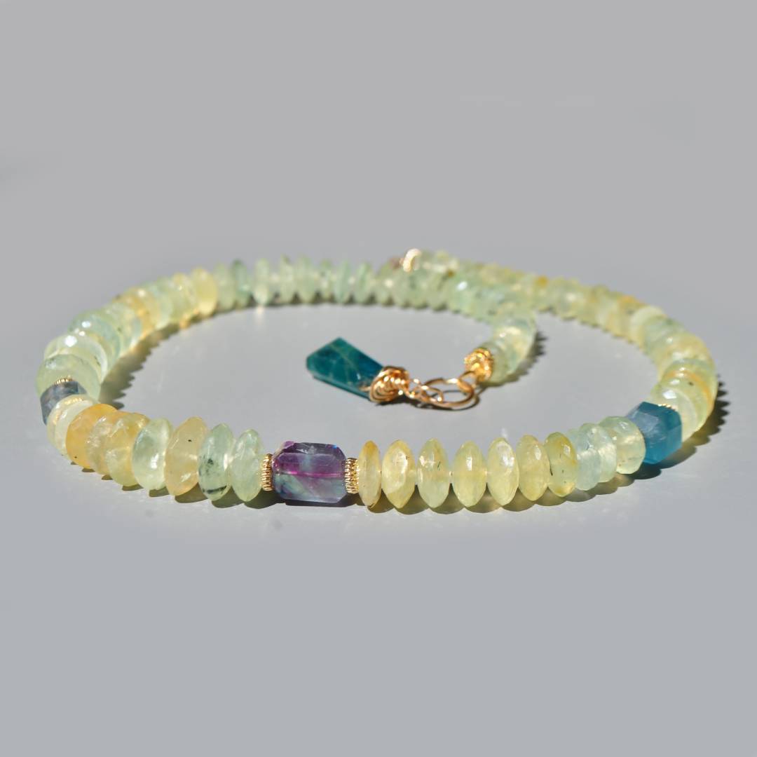 Collier Préhnite Fluorite Or14K - bijou pierres naturelle jaune verte bleue