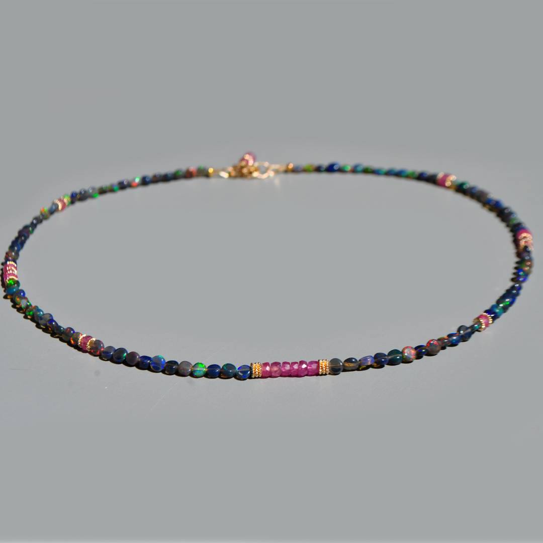 Collier opale noire saphir rose(1)