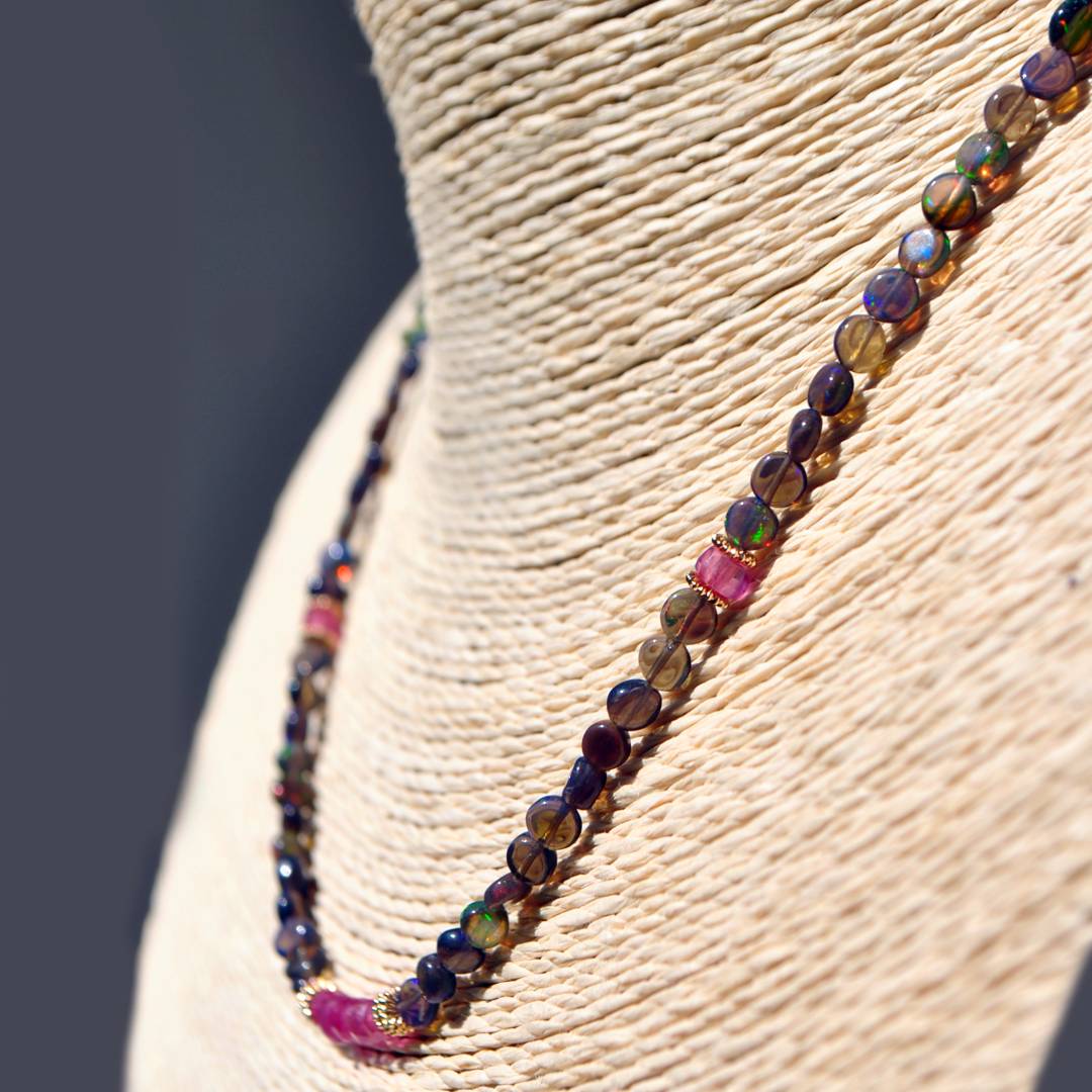 Collier opale noire saphir rose(4)