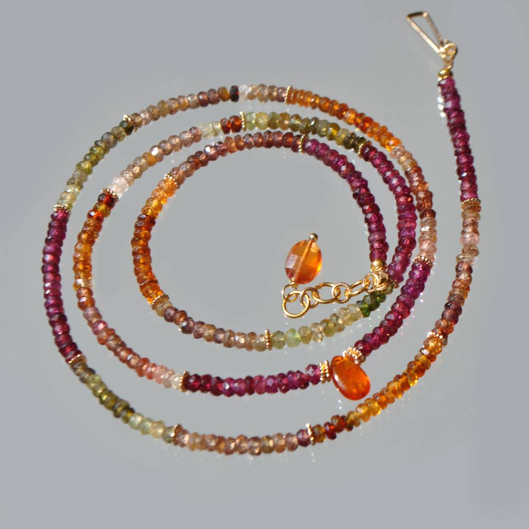 Collier long saphis Tunduru goutte(4)