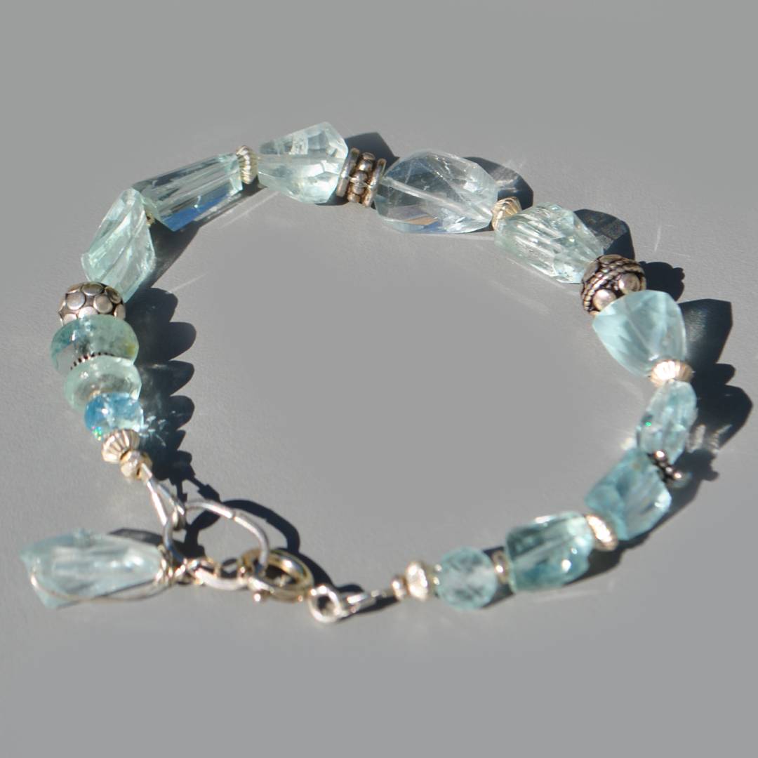 bracelet pépite pierre taillée aigue marine(4)