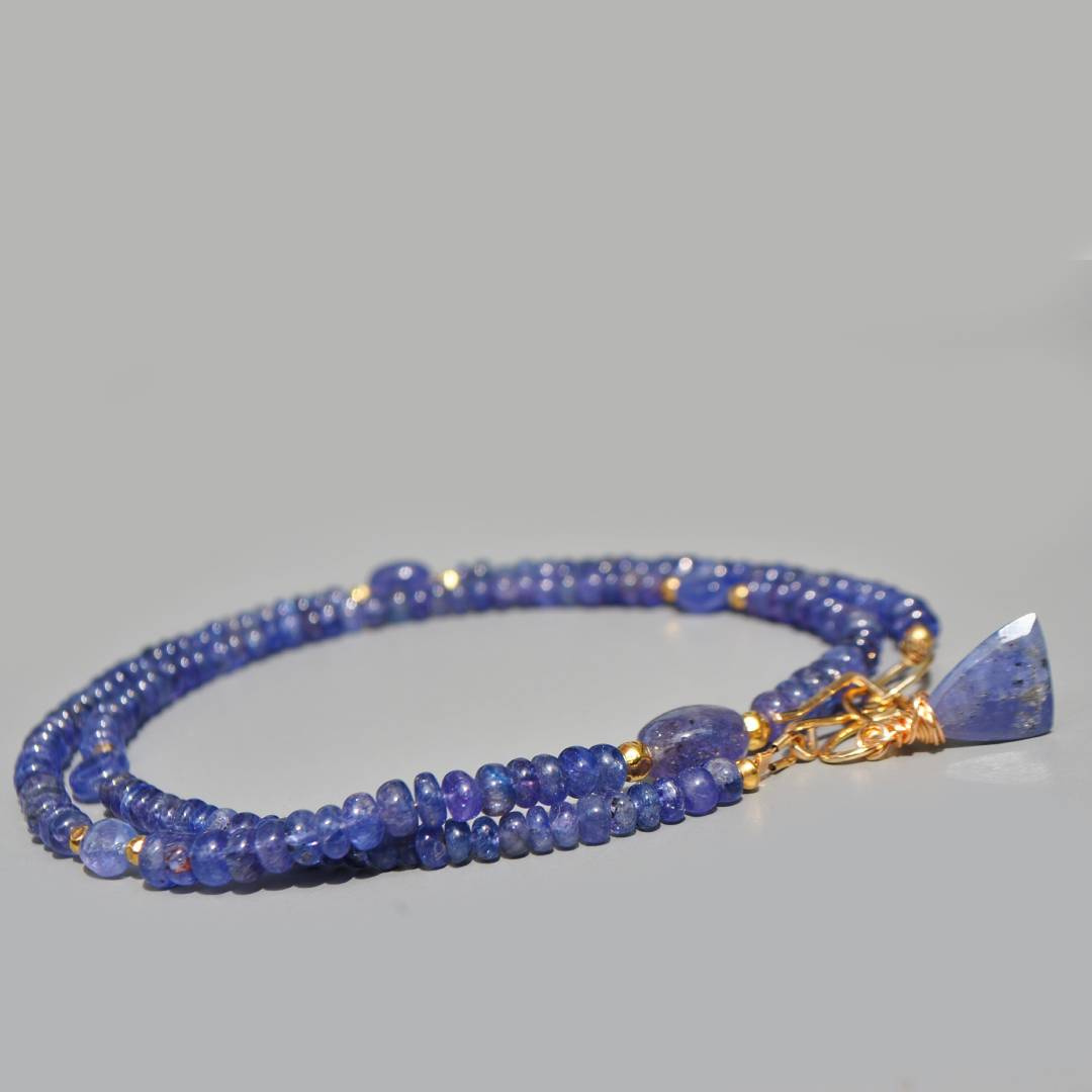 collier long tanzanite or(2)
