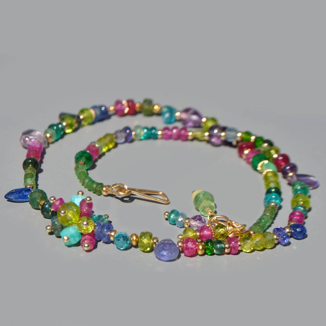 collier multi pierres naturelles rose bleue vert(3)