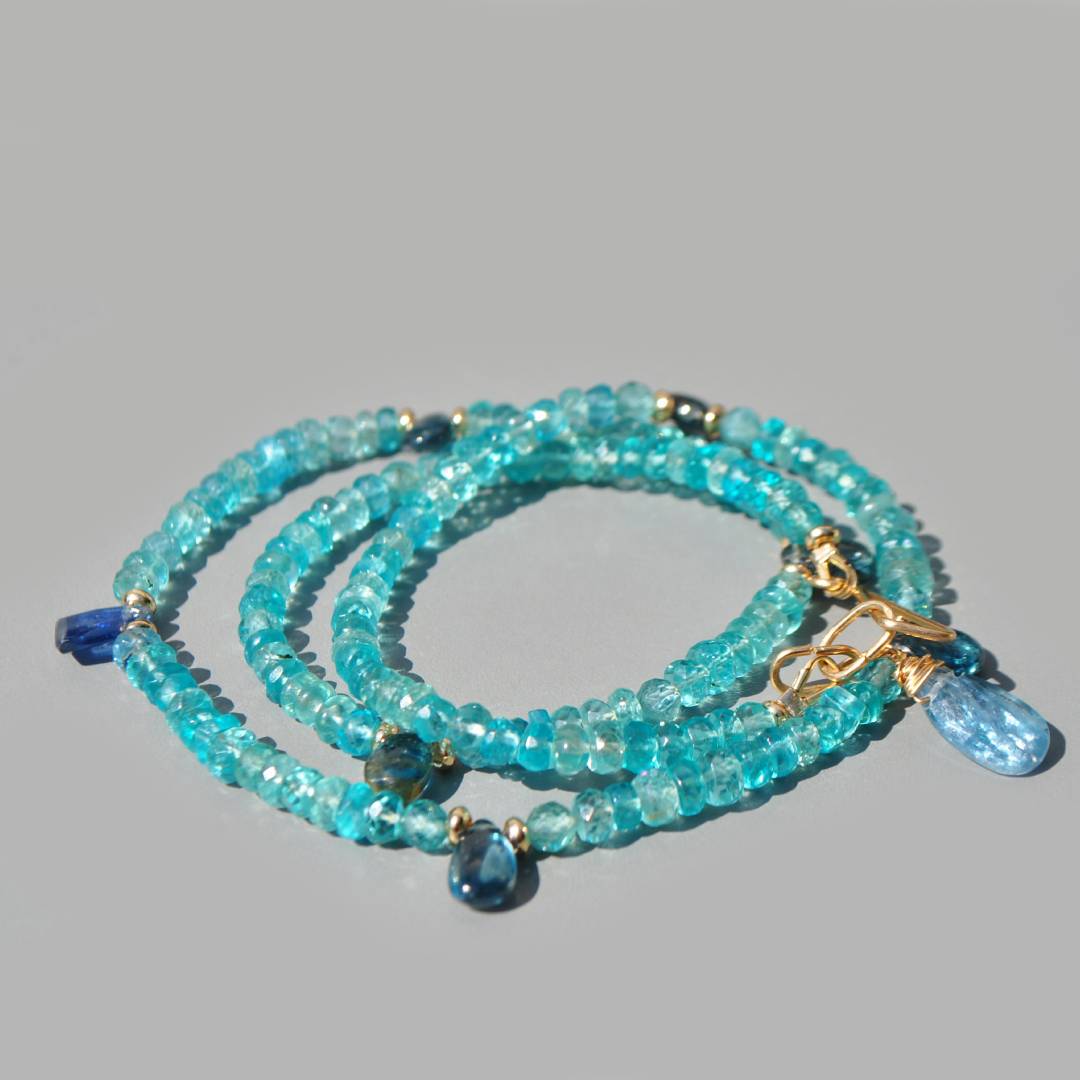collier bleu apatite Cyanite or(4)