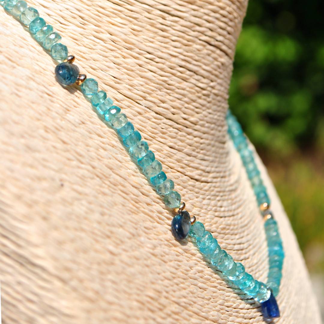 collier bleu apatite Cyanite or(7)