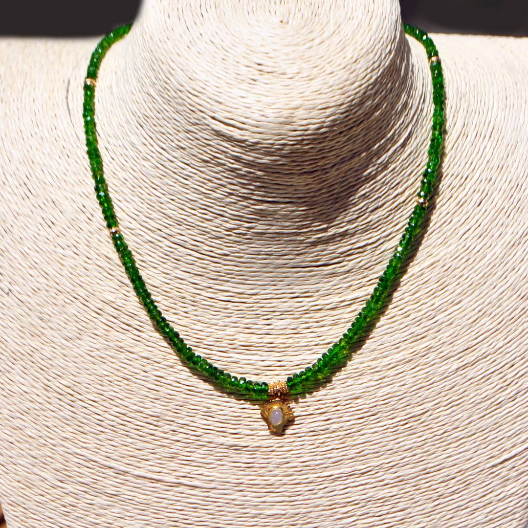 collier diopside charm opal vermeil(7)