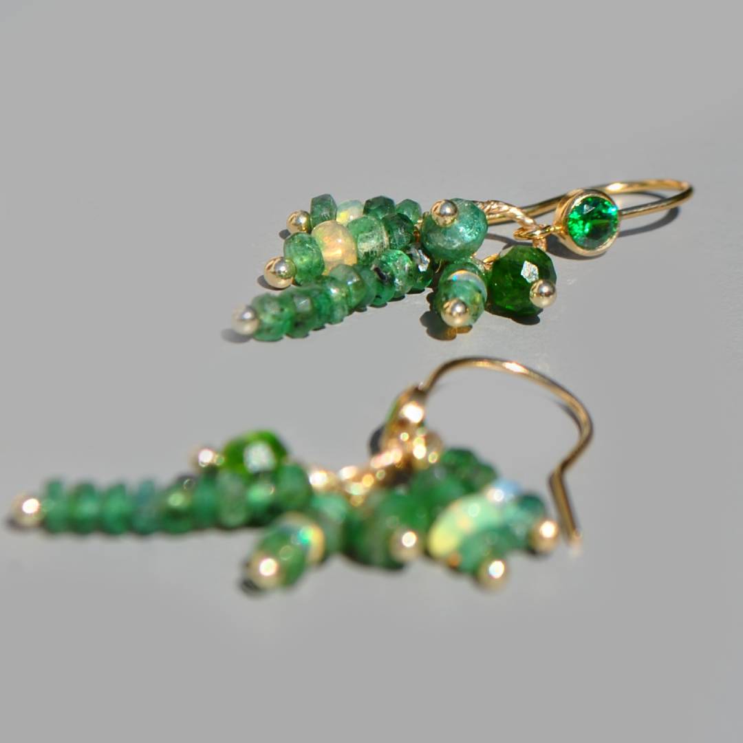 Boucle doreille zircon emeraude opale