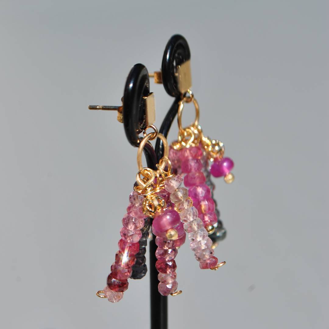 Boucles doreilles clou carré Spinelle rose saphir rose-7