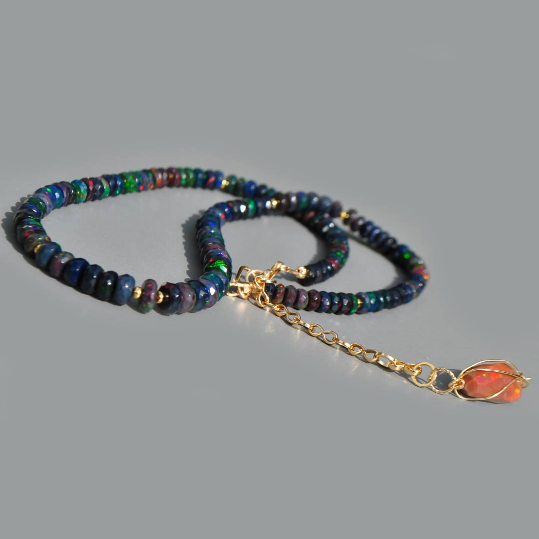 Collier opale noir facettes or14K-4