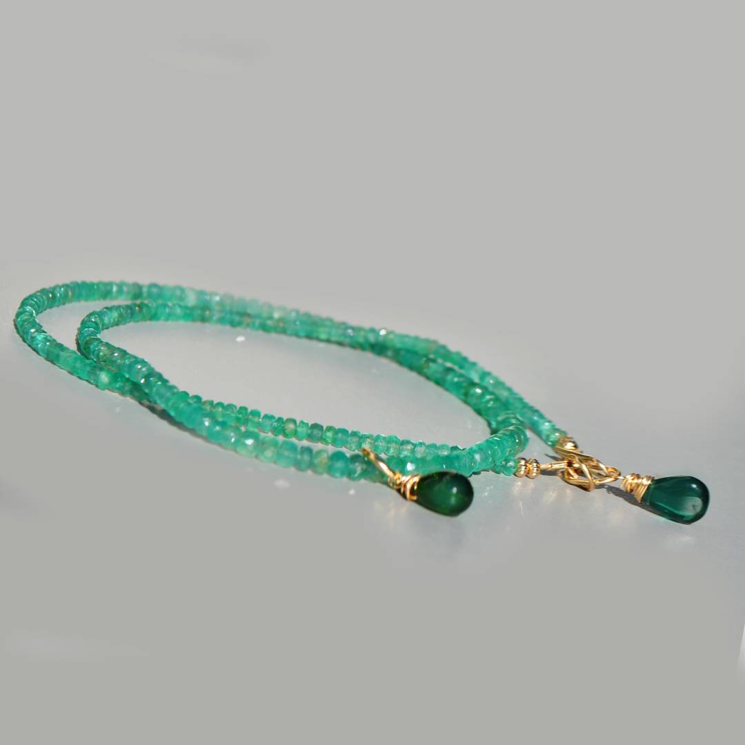 collier emeraude et charm diopside-4