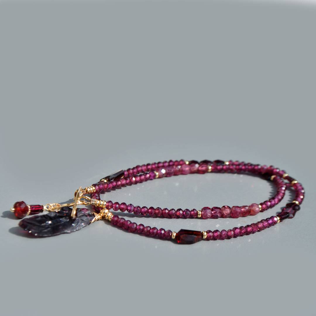 Collier fin grenat Rhodolite et almandin pendentif pierre brute-7