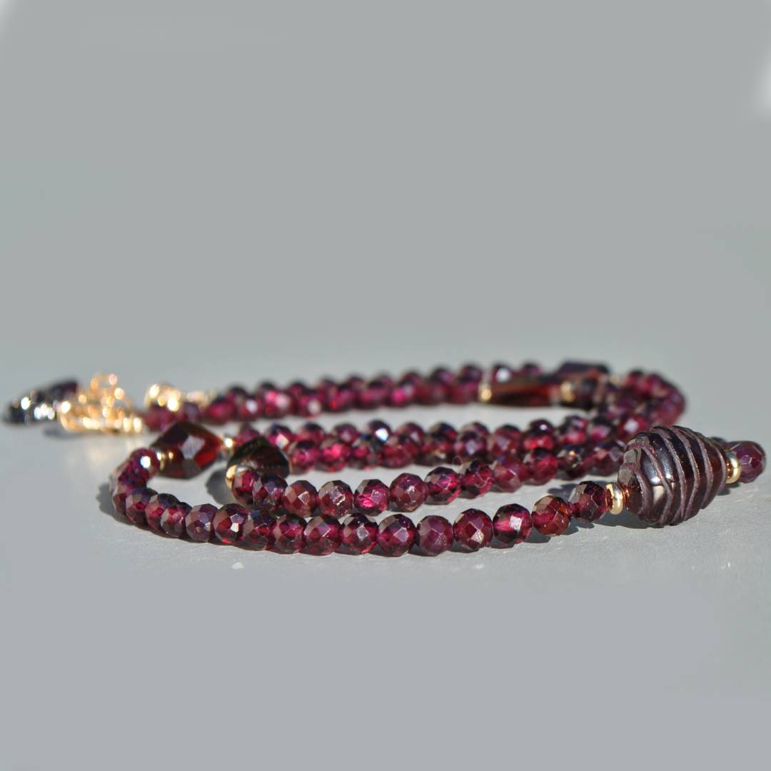 collier grenat rose t et almandin, pierre brute dos-5