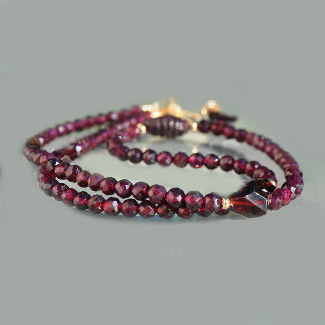 collier grenat rose t et almandin, pierre brute dos-2