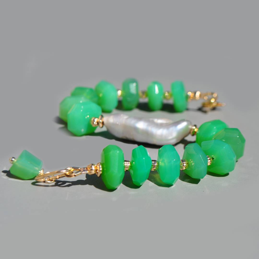 Bracelet statement en chrysoprase calcédoine verte et perle eau douce-9