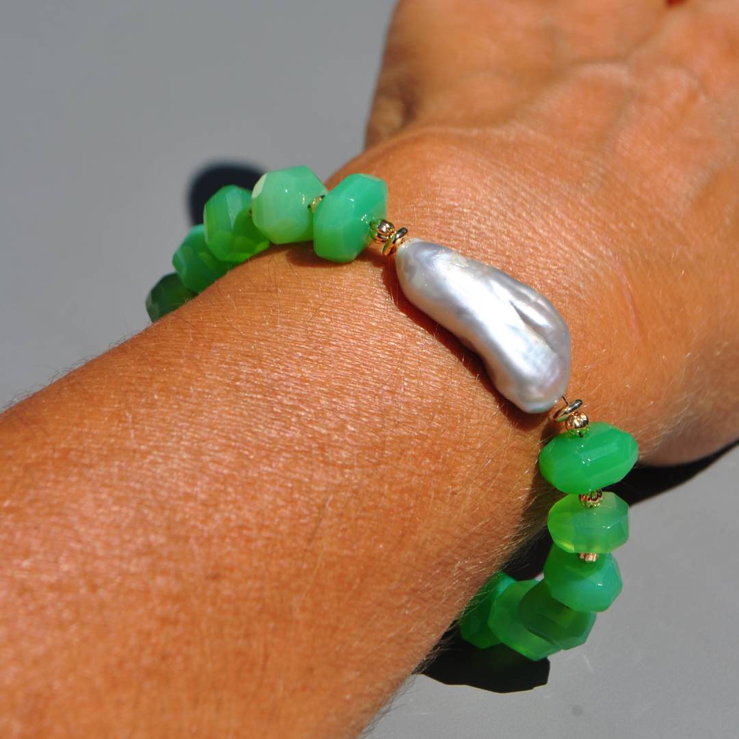 Bracelet statement en chrysoprase calcédoine verte et perle eau douce-B