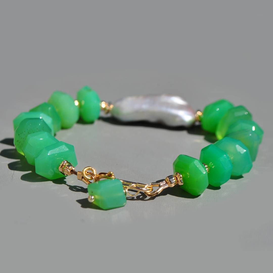 Bracelet statement en chrysoprase calcédoine verte et perle eau douce-5