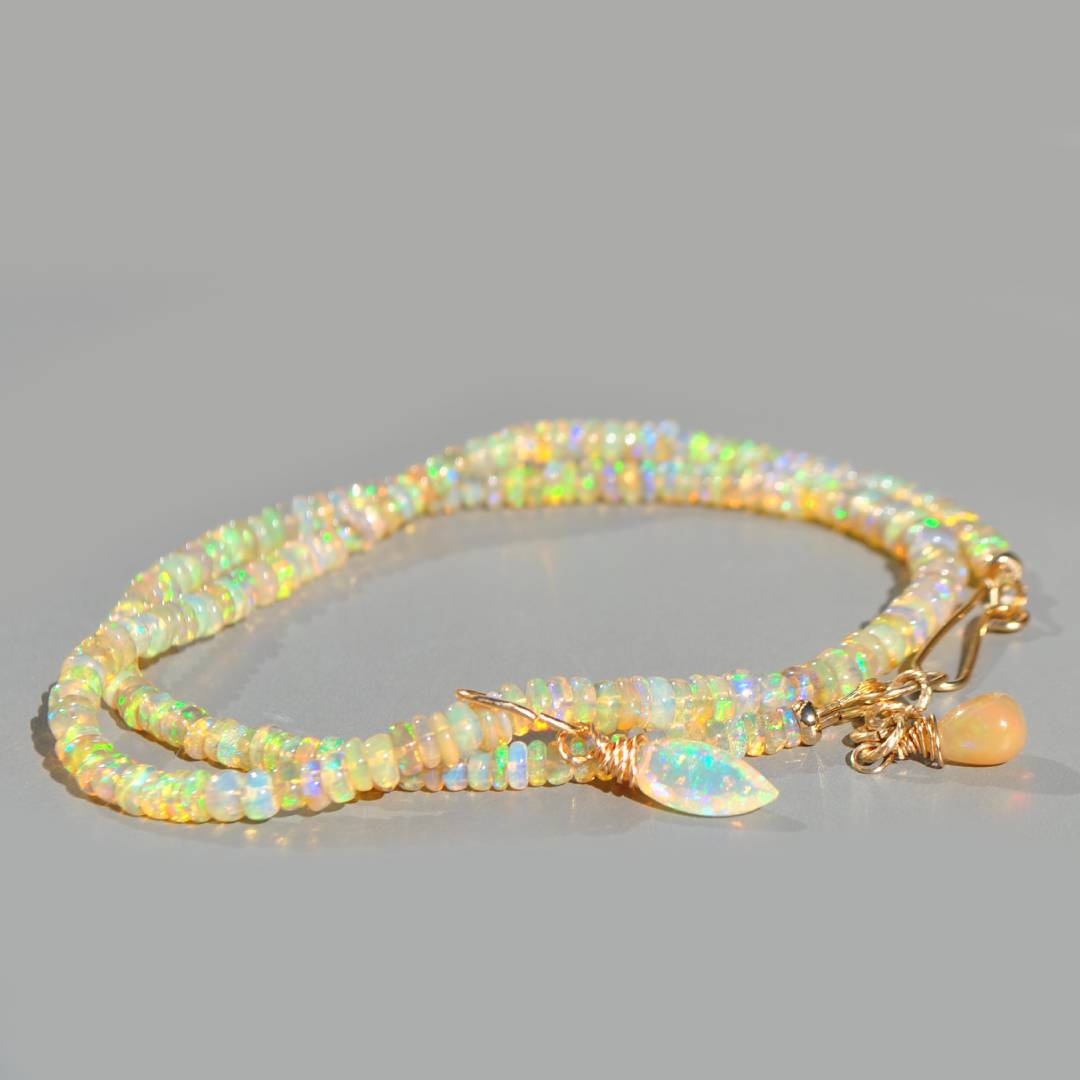 collier pendenif opale welo de feu-2