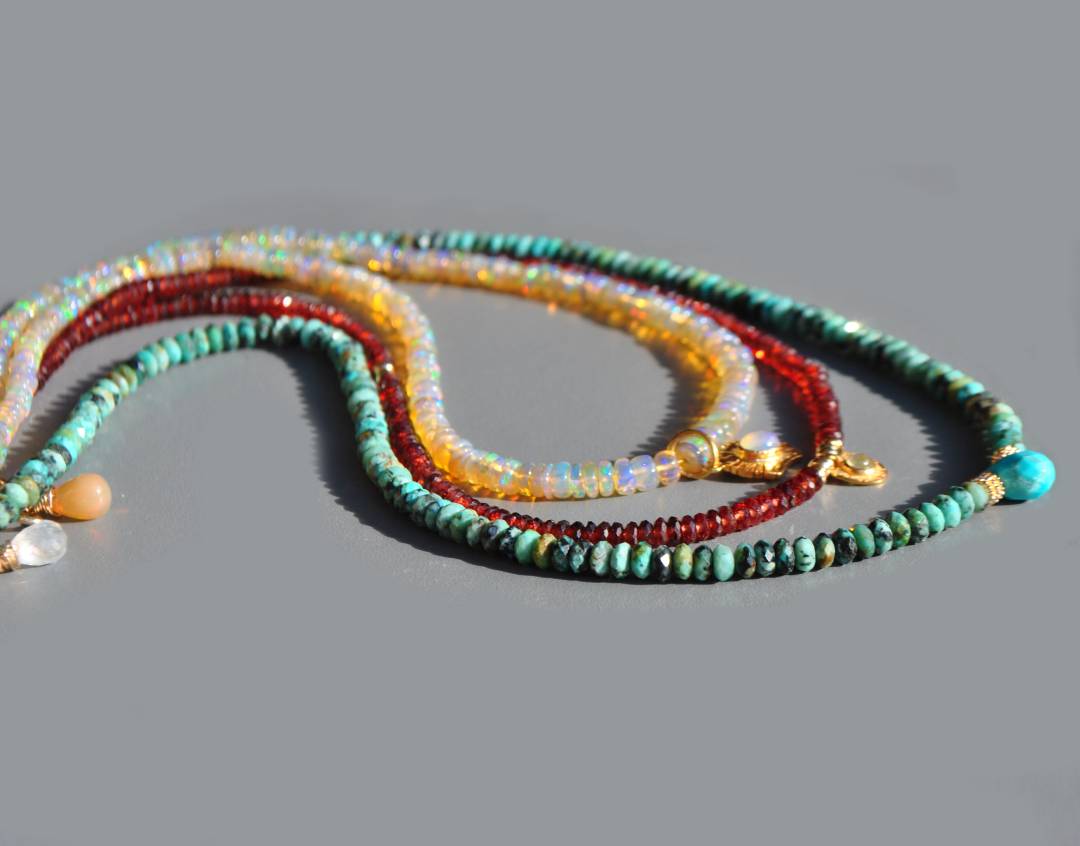 Colliers de pierres naturelles haut de gamme fait main