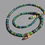 collier opale noir taillée marquise-9
