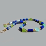 collier péridot lapis afghanite opale