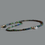Collier opale noire heishi carré