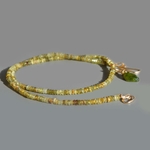 Collier pendentif en grenat vert grossulaire