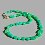collier calcédoine vert chrysoprase