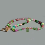 collier tourmaline rose et bleue, diopside, Chrysoprase, calcédoine, apatite, emeraude-2