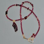 Collier fin grenat Rhodolite et almandin pendentif pierre brute-9