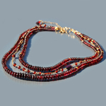 Collier grenat 3 rangs or