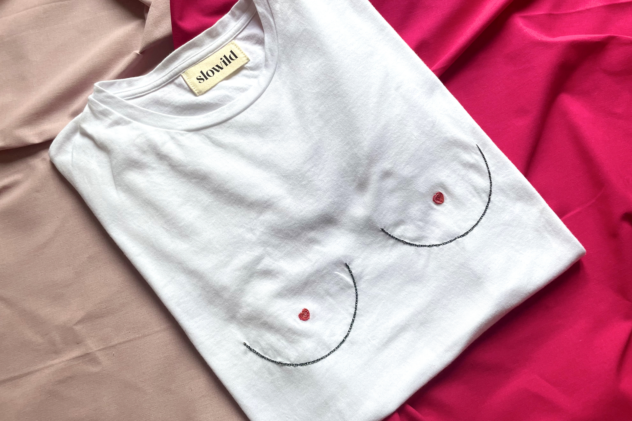T-SHIRT_BOOBS