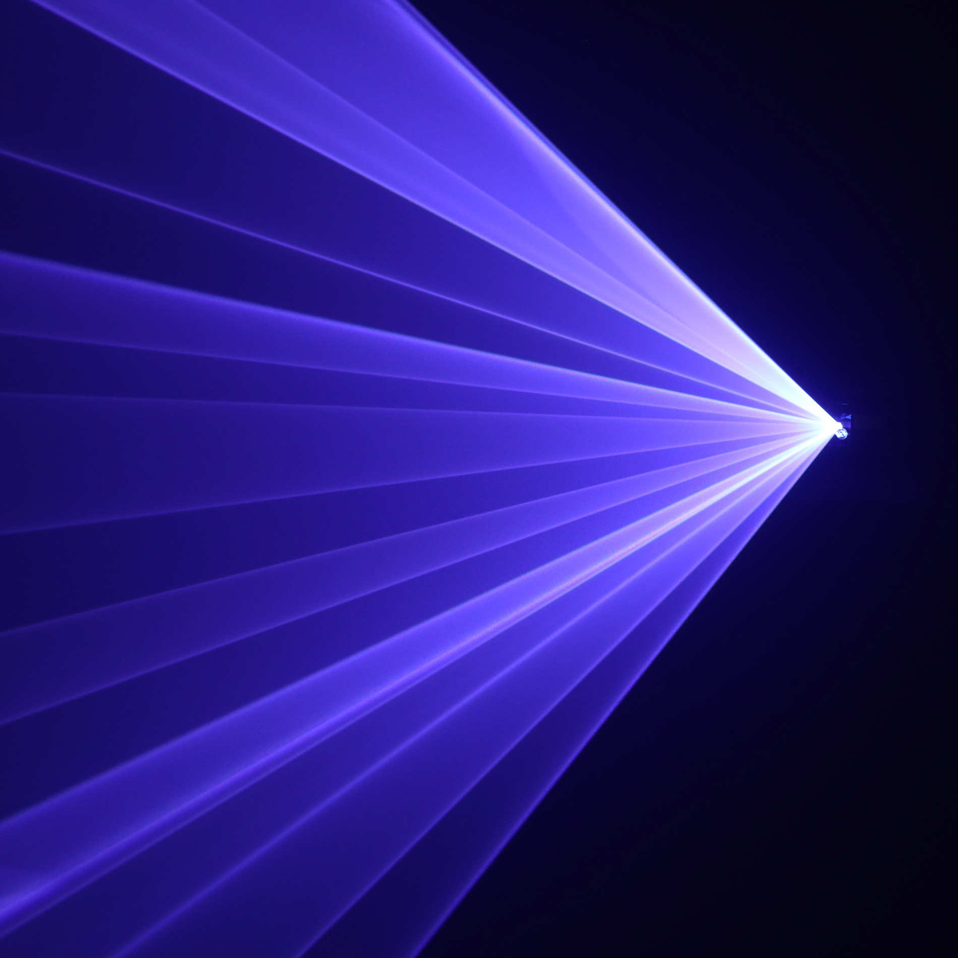 35062-LAZER-600-RGB