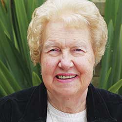 Dolores_Cannon