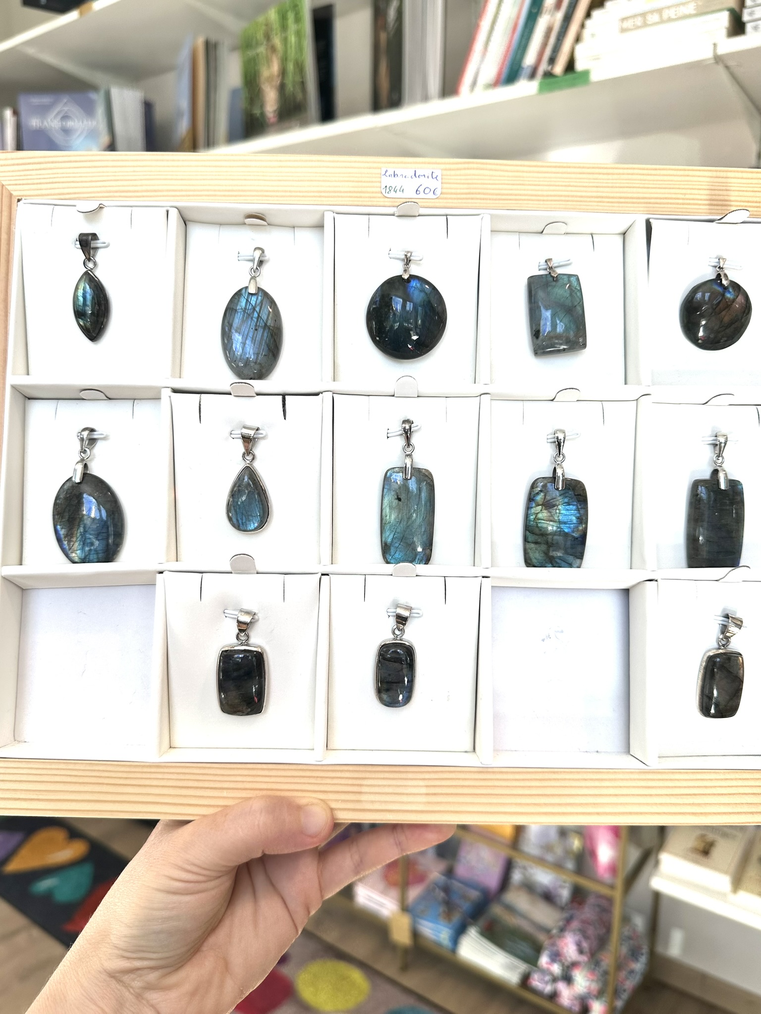 Labradorite 1844 présentoir