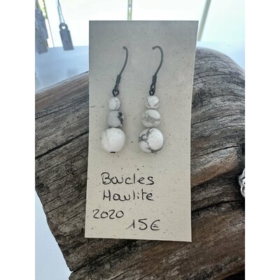 boucle d'oreille howlite