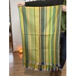 écharpe jaune vert bleu rayé déplié alpaga