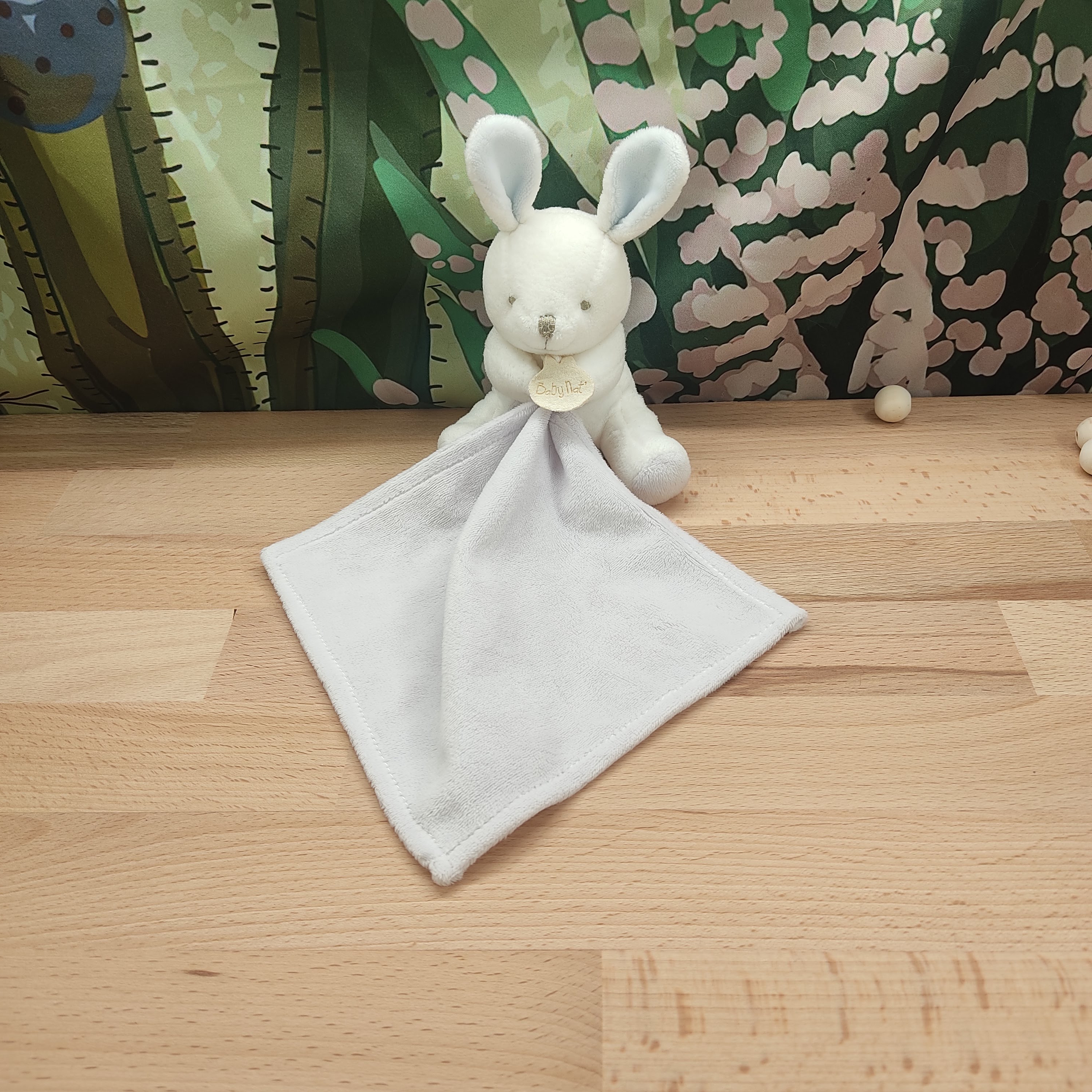 Doudou lapin blanc