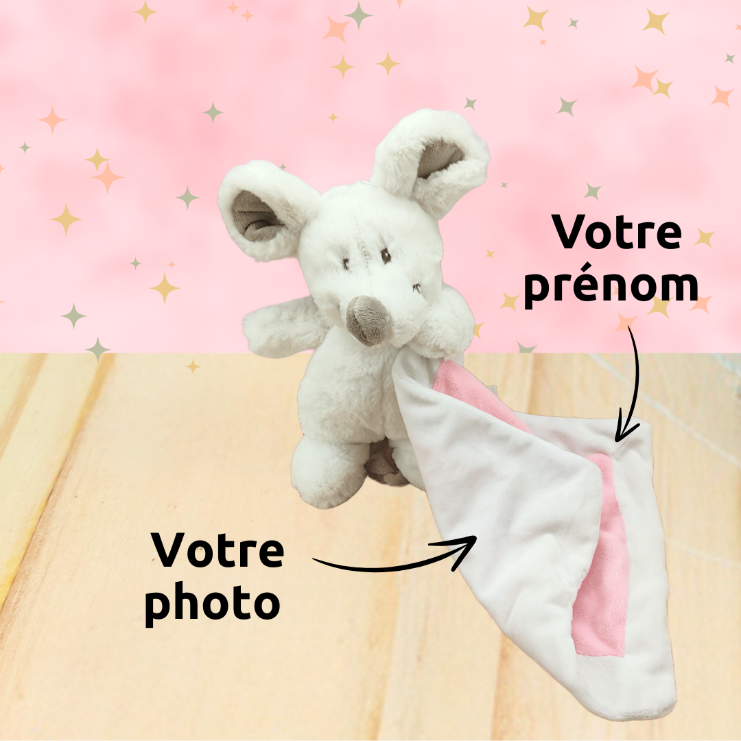 Fifi la souris malicieuse – Doudou personnalisé