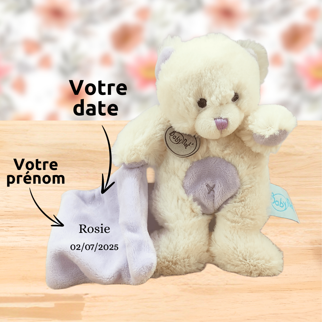 Rosie l’ours rêveur – Doudou personnalisé