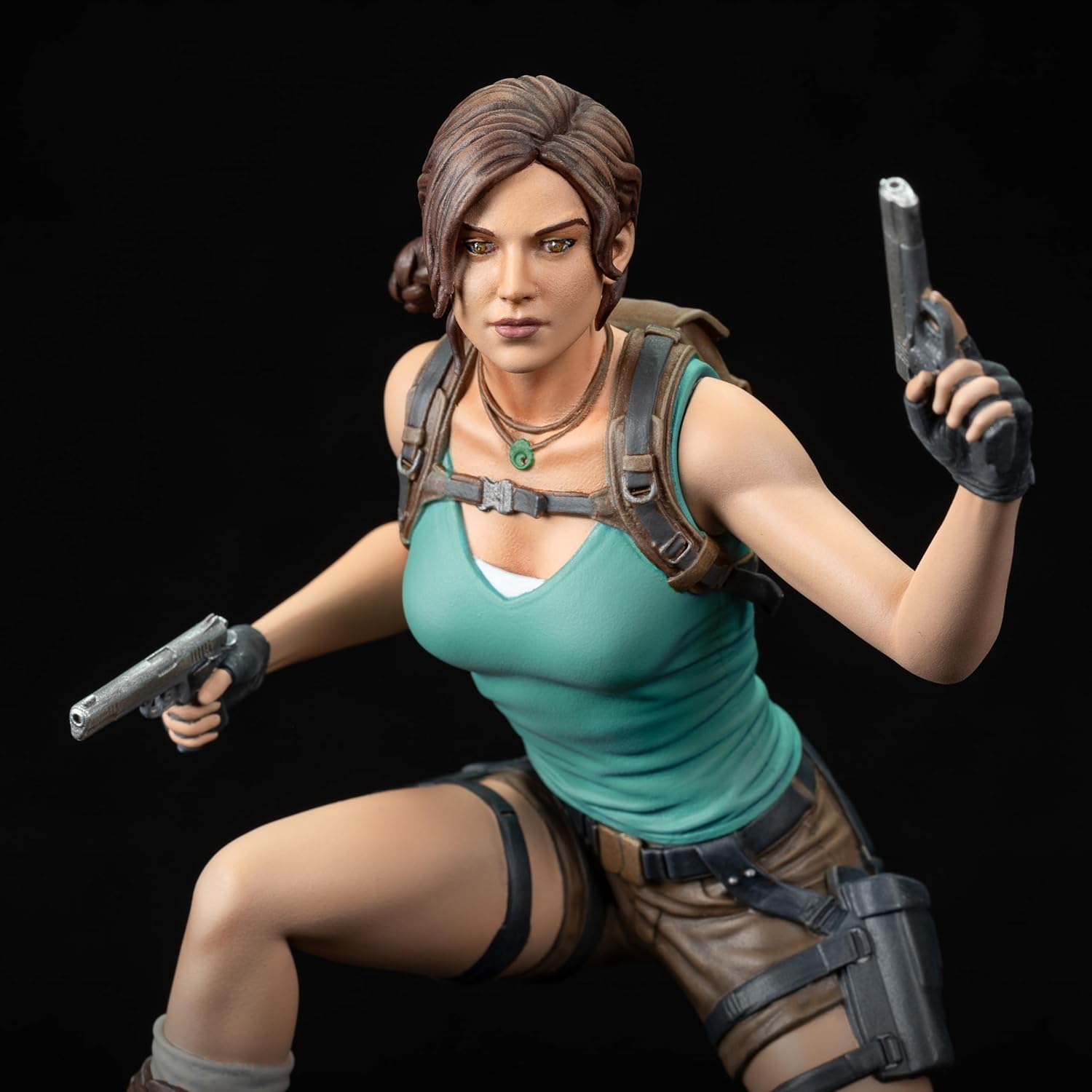 figurine lara croft tomb raider 8